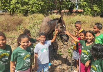 Capoeira e Aventura Rural: Uma Manhã Inesquecível para as Crianças